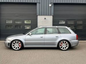 Audi RS4 Avant 2.7 V6 quattro, foto 13