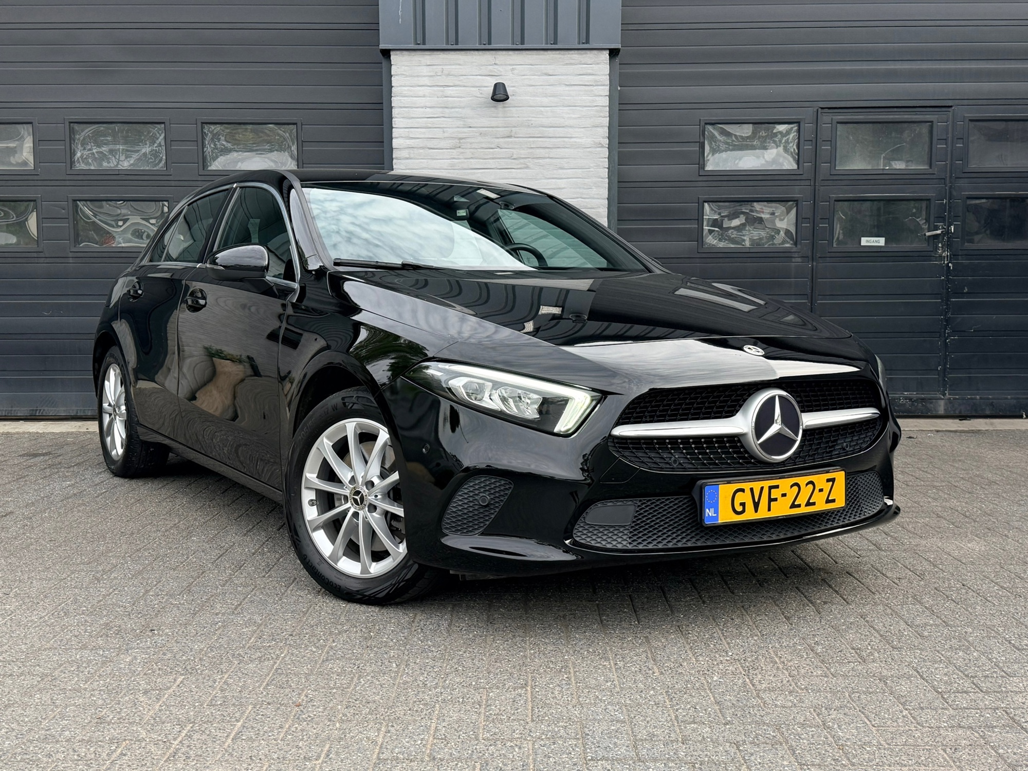 Mercedes-Benz A-klasse 250 e Premium
