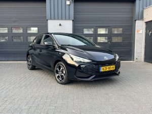 MG3 Hybrid+ 1.5 Luxury (zwart), foto 1