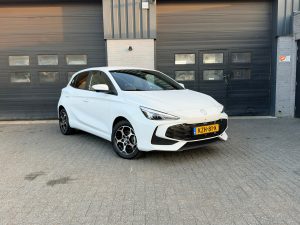 MG3 Hybrid+ 1.5 Luxury (wit), foto 1