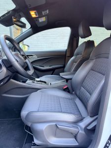 MG3 Hybrid+ 1.5 Luxury (wit), foto 4