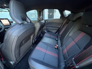 Renault Captur 1.6 E-Tech Plug-in Hybrid 160 R.S. Line, foto 6
