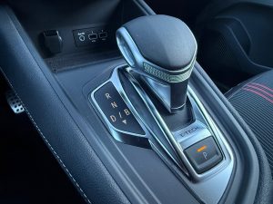Renault Captur 1.6 E-Tech Plug-in Hybrid 160 R.S. Line, foto 12
