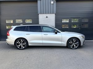 Volvo V60 2.0 T6 Recharge AWD R-Design, foto 8