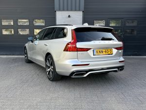 Volvo V60 2.0 T6 Recharge AWD R-Design, foto 22
